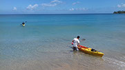Location de kayak à grande-anse Deshaies Guadeloupe à partir de 12 euros.